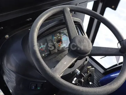 Трактор TZR Т-244 с кабиной