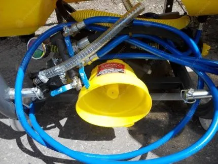 Опрыскиватель навесной CLASS 600 (BADILLI)