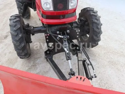 Отвал Снеговик на DF 304 G2 ОК2000