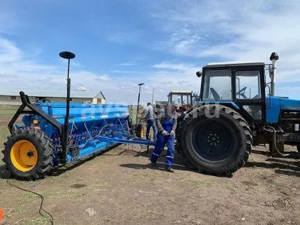 Сеялка Бозкурт ВТМ-36-2-150 для мелких семян и трав